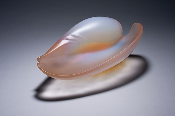 Voluta - peach opalescent